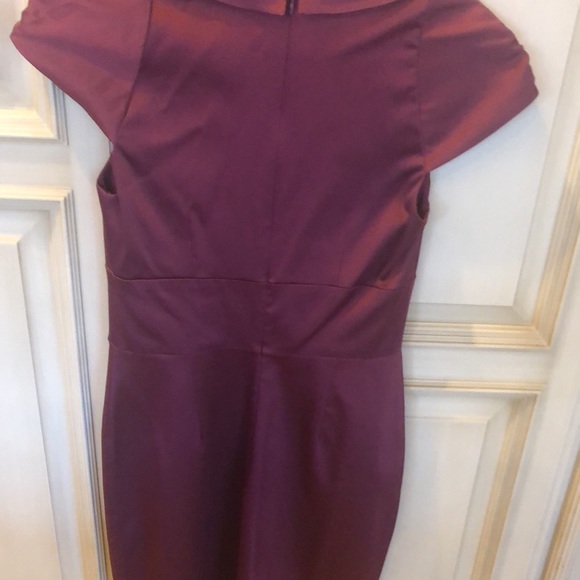 Knee length dress - Picture 4 of 5